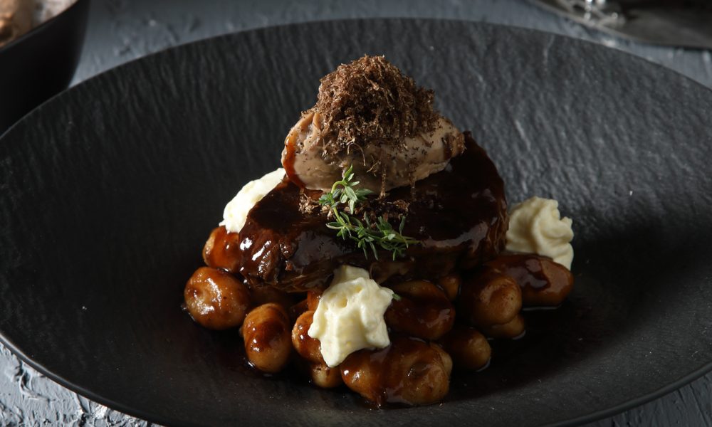 Veal cheeks with gnocchi and chestnut truffle pureé